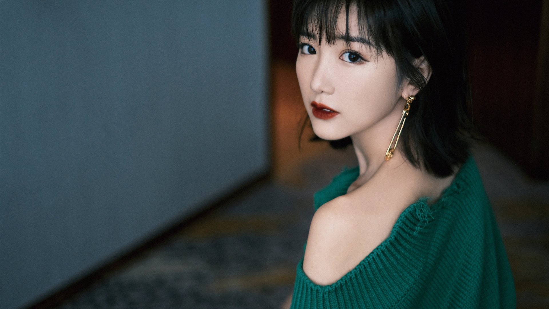 开云体育官网-“东安湖赛场跑酷:惊险跃升,挑战极限障碍”