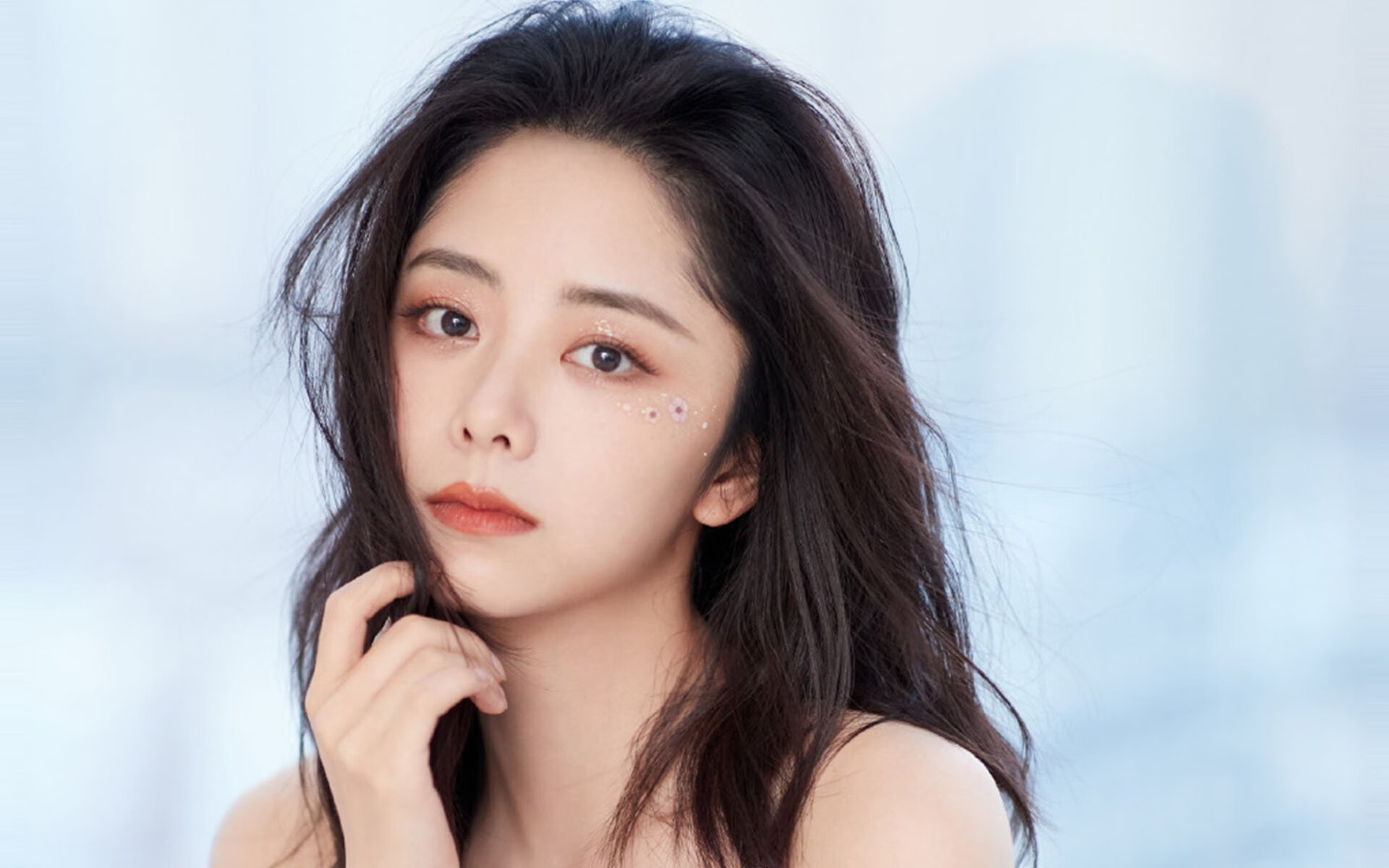 kaiyun网址-西亚卡姆封盖致命篮板吸取防守经验，西亚卡姆打球风格